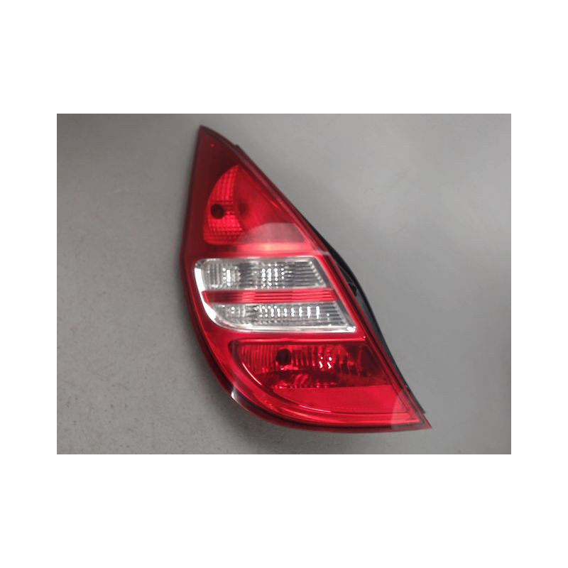 FEU ARRIERE GAUCHE  HYUNDAI I30