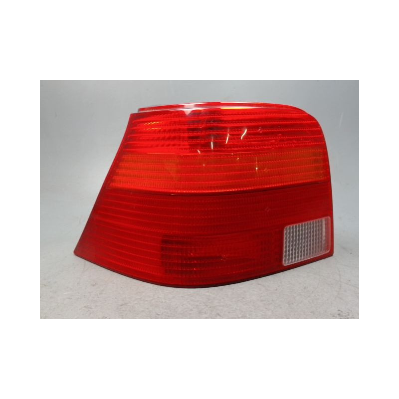 FEU ARRIERE GAUCHE  VOLKSWAGEN GOLF IV 98-2004