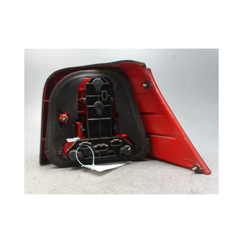 FEU ARRIERE GAUCHE  VOLKSWAGEN GOLF IV 98-2004