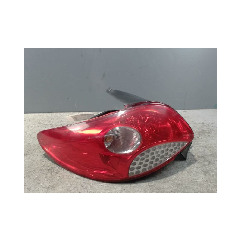 FEU ARRIERE GAUCHE  PEUGEOT 206+ 2009-