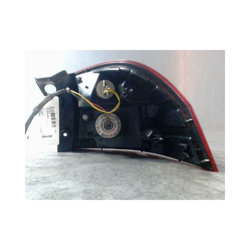 FEU ARRIERE GAUCHE  KIA RIO 2005-