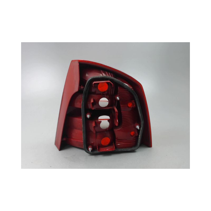 FEU ARRIERE GAUCHE  SKODA OCTAVIA II Phase 1 2004-2008