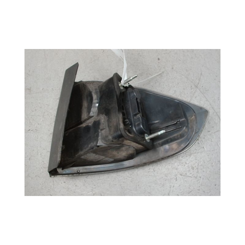 FEU ARRIERE GAUCHE  FORD S-MAX 2006-