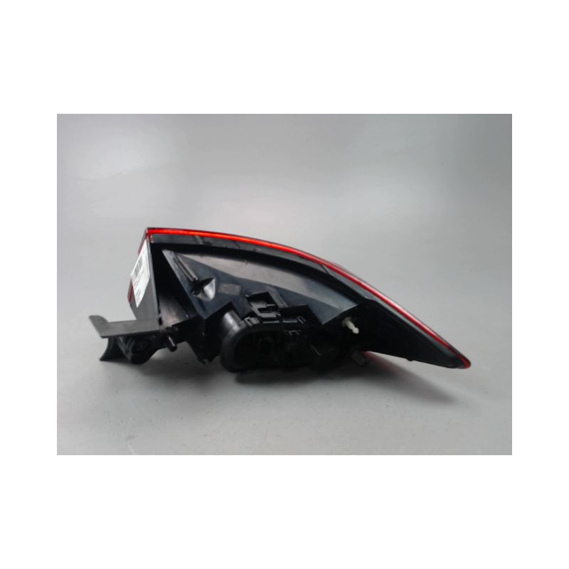 FEU ARRIERE GAUCHE  RENAULT CLIO IV Phase 1 2012-...