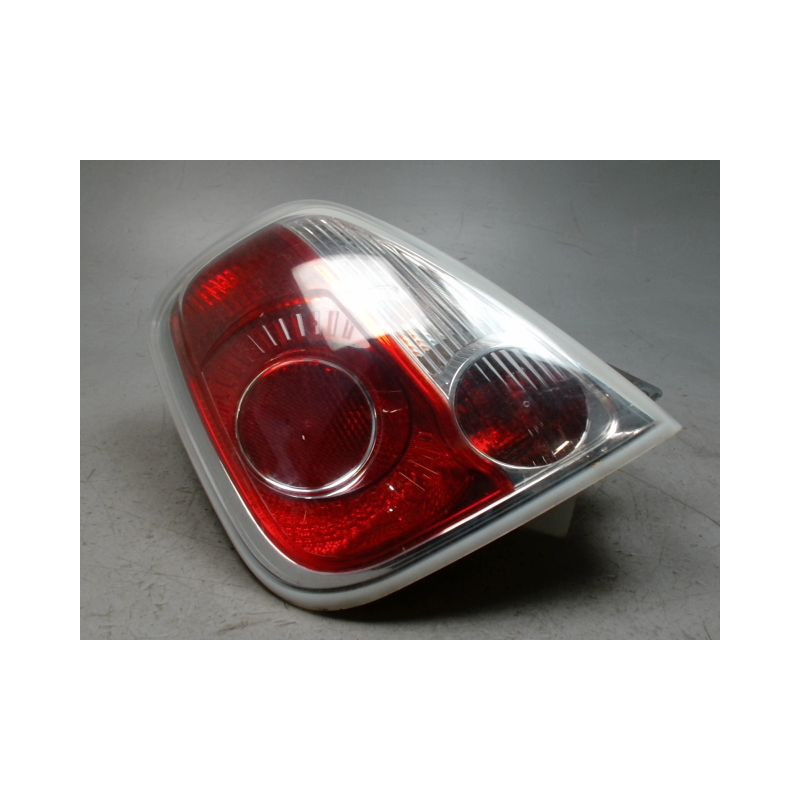 FEU ARRIERE GAUCHE  FIAT 500 C 09-