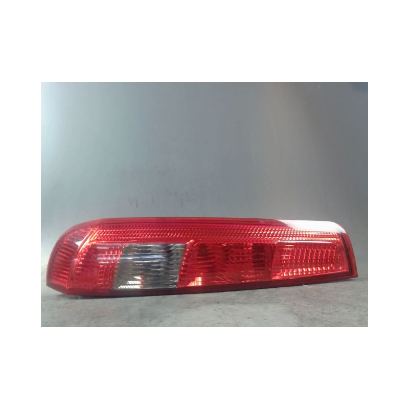 FEU ARRIERE GAUCHE  FORD FIESTA 02 -05