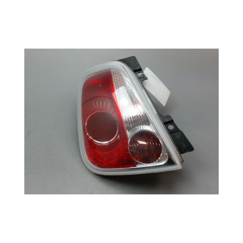 FEU ARRIERE GAUCHE  FIAT 500 CC 2007-
