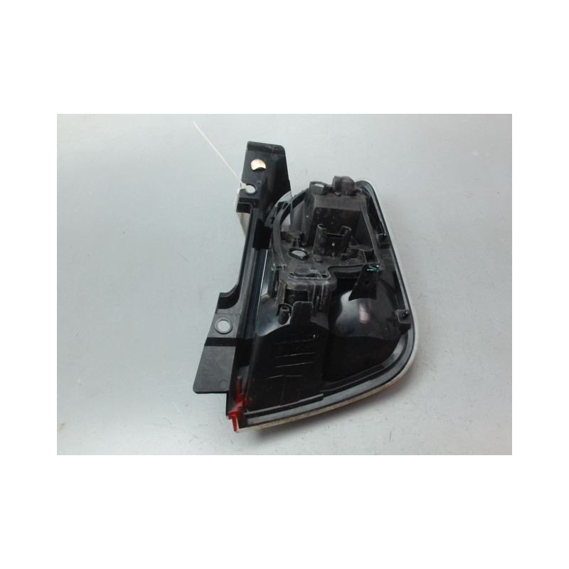 FEU ARRIERE GAUCHE  FIAT 500 CC 2007-