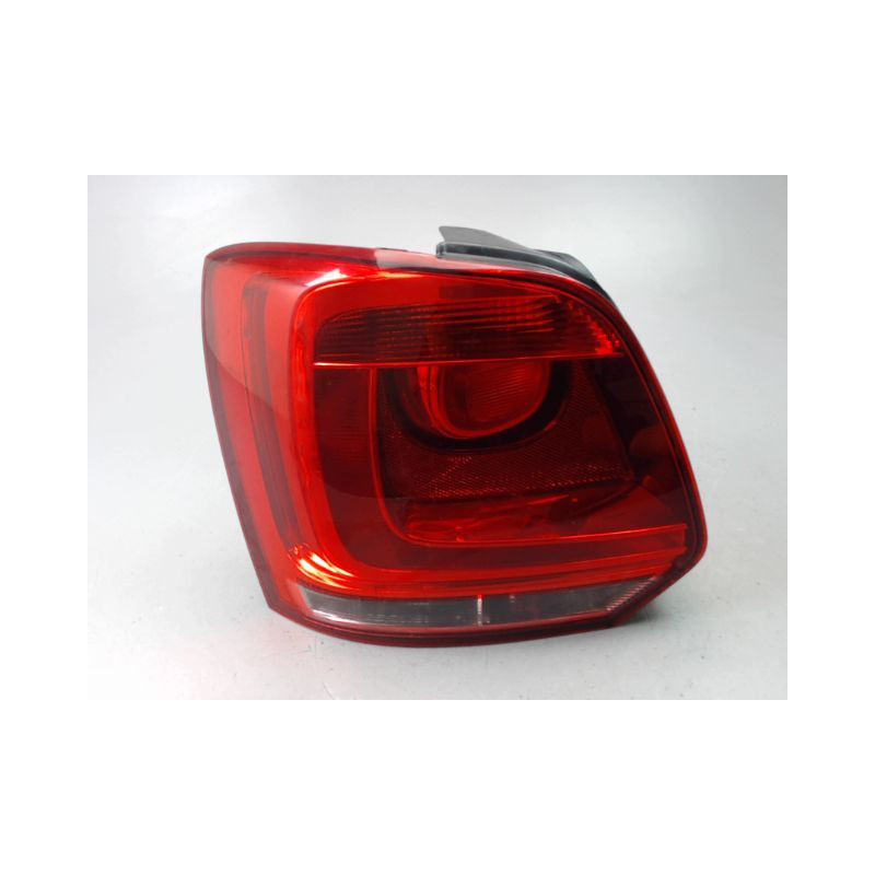 FEU ARRIERE GAUCHE  VOLKSWAGEN POLO V Phase 1 (6R) 2009-...