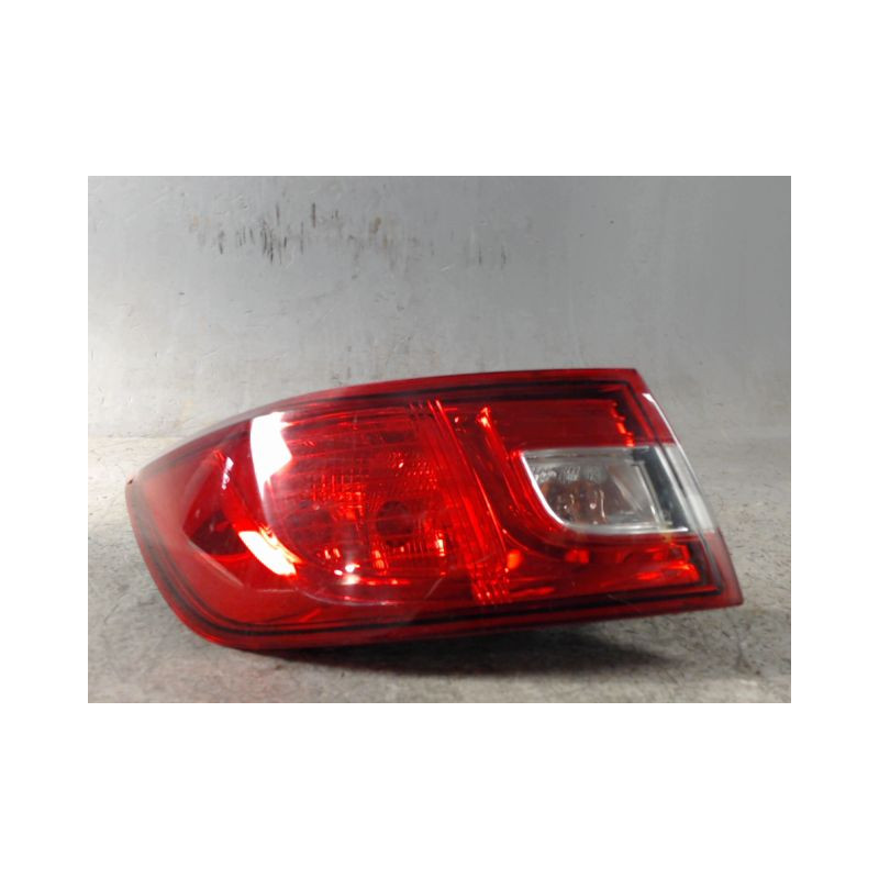 FEU ARRIERE GAUCHE  RENAULT CLIO IV