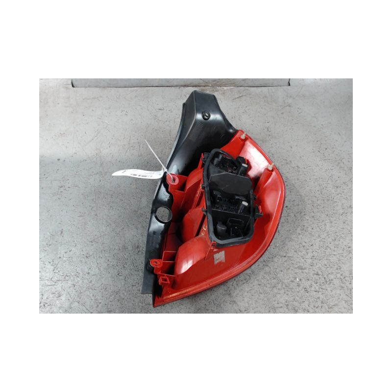 FEU ARRIERE GAUCHE  RENAULT CLIO III 2007-