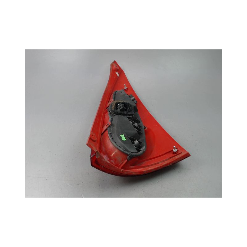 FEU ARRIERE GAUCHE  PEUGEOT 107 Phase 2 2009-2012