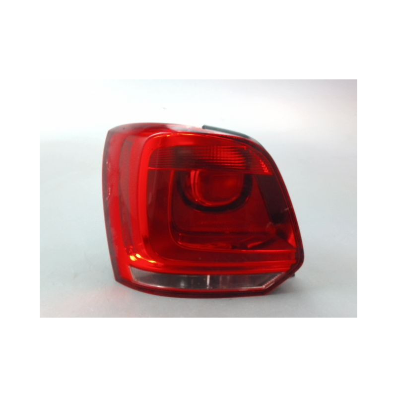 FEU ARRIERE GAUCHE  VOLKSWAGEN POLO V Phase 1 (6R) 2009-2014