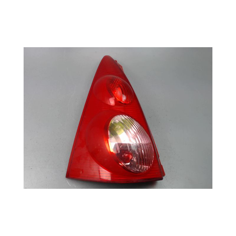 FEU ARRIERE GAUCHE  PEUGEOT 107 Phase 2 2009-2012