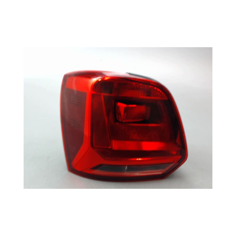 FEU ARRIERE GAUCHE  VOLKSWAGEN POLO V Phase 1 (6R) 2009-2014