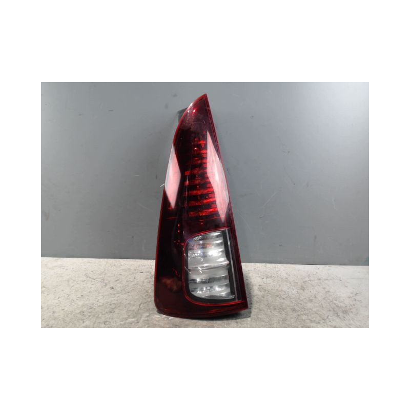 FEU ARRIERE GAUCHE  RENAULT ESPACE 2009-