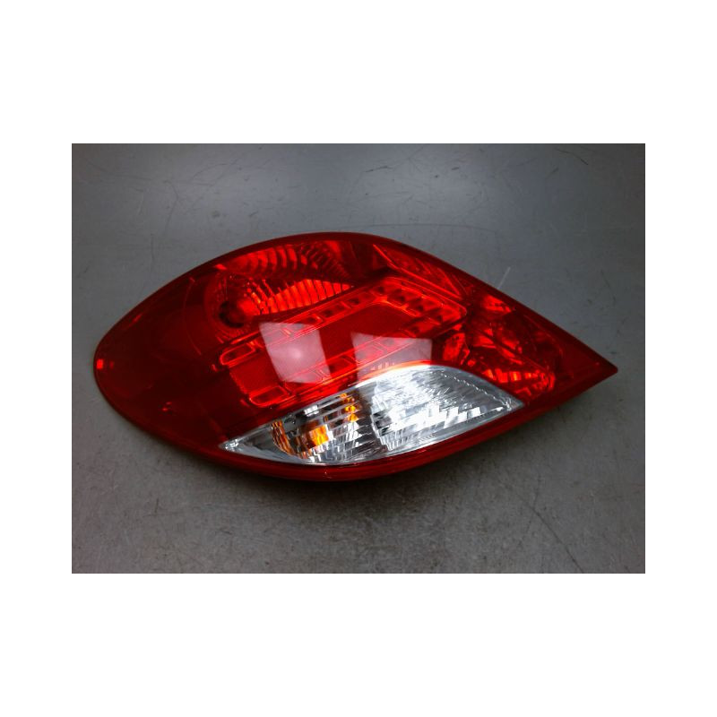 FEU ARRIERE GAUCHE  PEUGEOT 207 5P