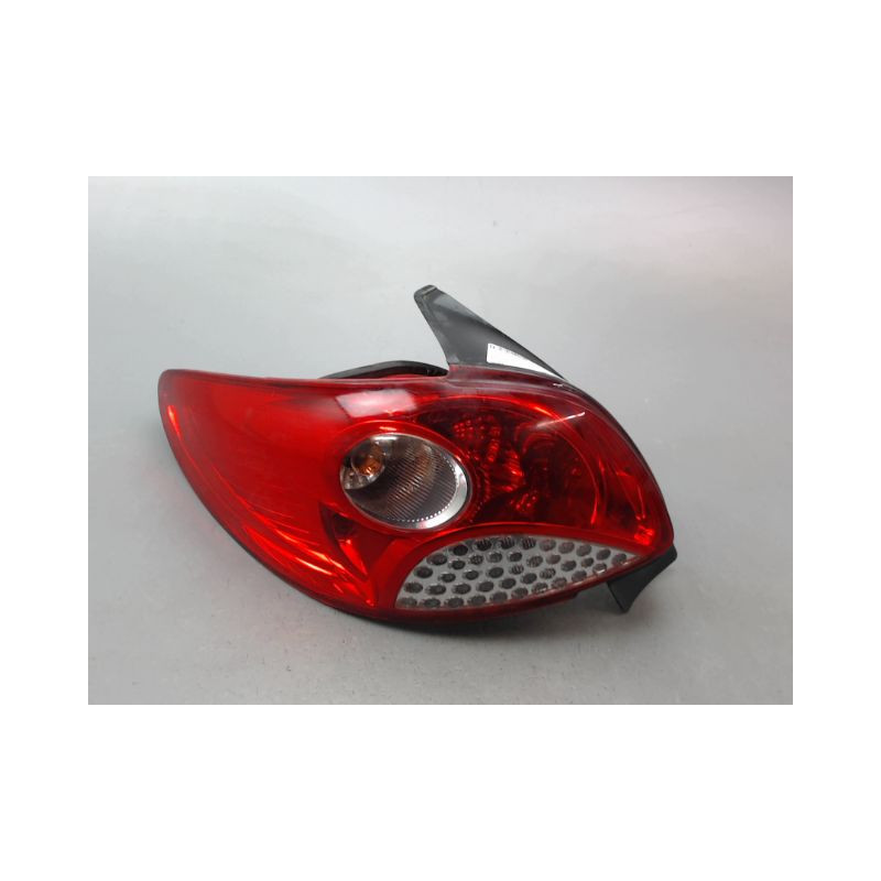 FEU ARRIERE GAUCHE  PEUGEOT 206 + 2009-2013