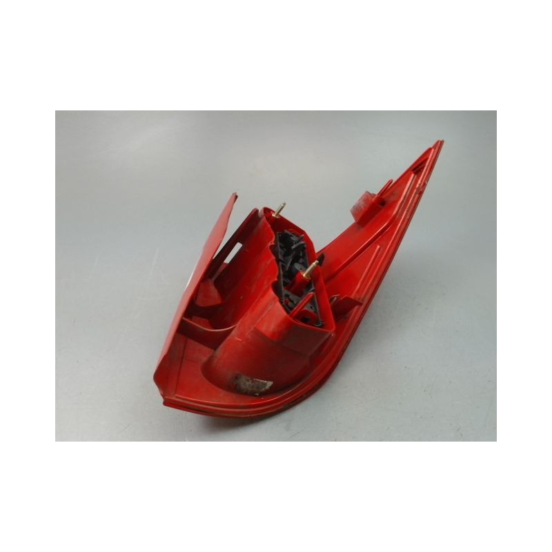 FEU ARRIERE GAUCHE  PEUGEOT 1007 2005-2010