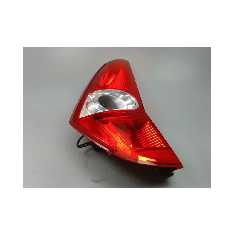 FEU ARRIERE GAUCHE  SUZUKI SPLASH 2008-2012