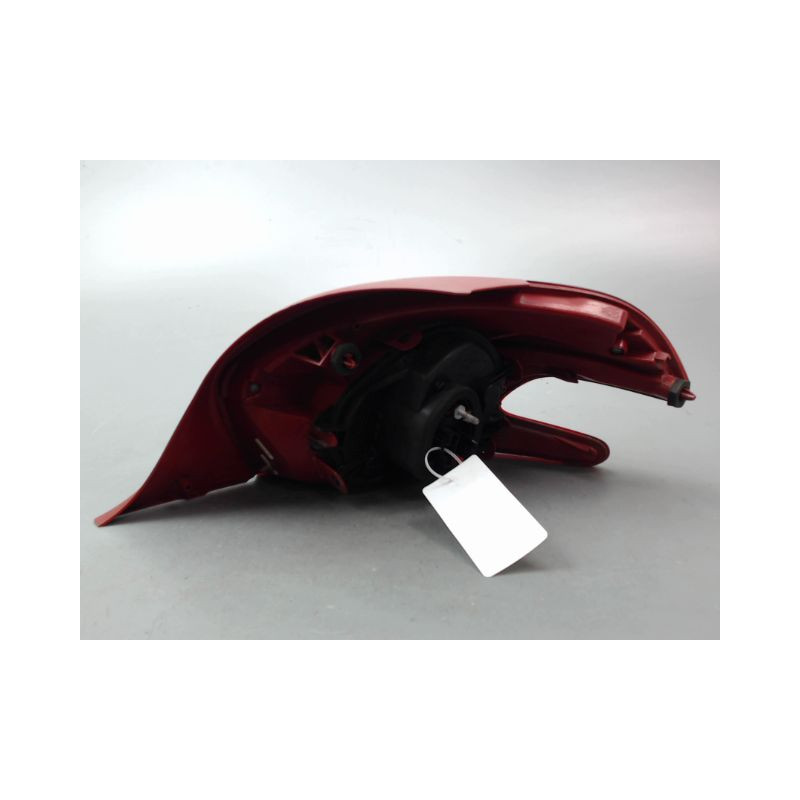 FEU ARRIERE GAUCHE  PEUGEOT 208 Phase 1 2012-...