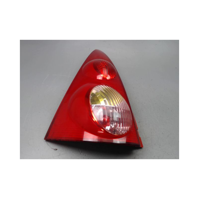 FEU ARRIERE GAUCHE  PEUGEOT 107 I Phase 1 2005-2008