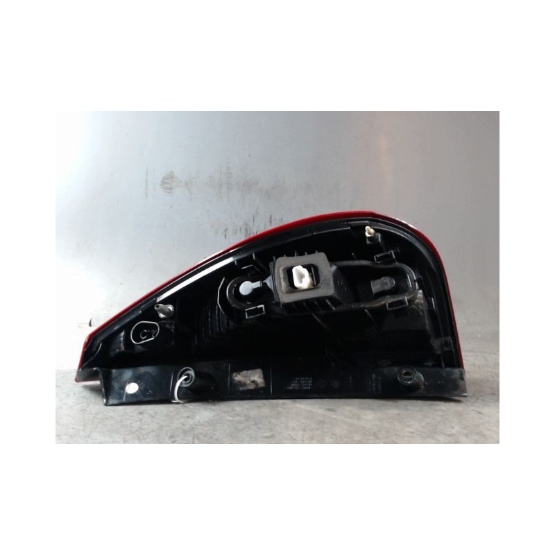 FEU ARRIERE GAUCHE  RENAULT SCENIC III 2009-