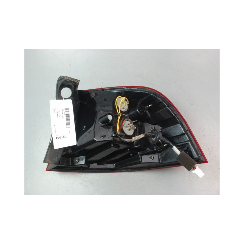 FEU ARRIERE GAUCHE  KIA RIO 2005-