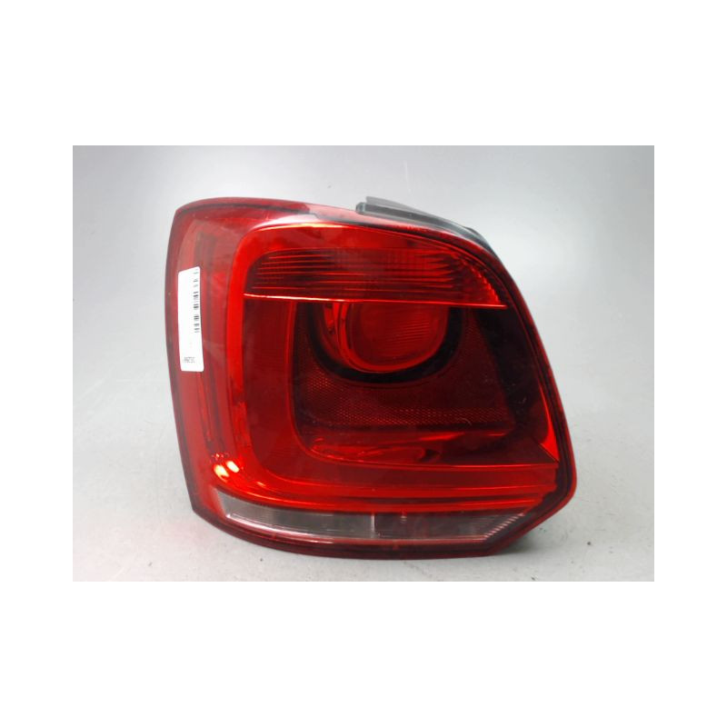 FEU ARRIERE GAUCHE  VOLKSWAGEN POLO