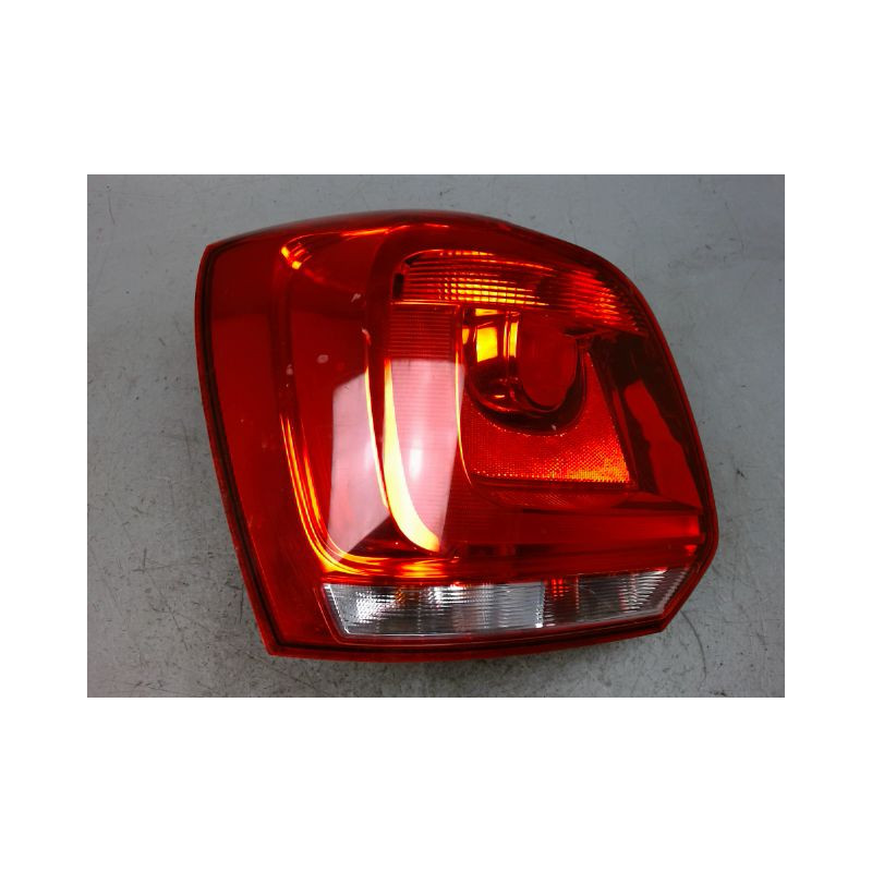 FEU ARRIERE GAUCHE  VOLKSWAGEN POLO 2009-