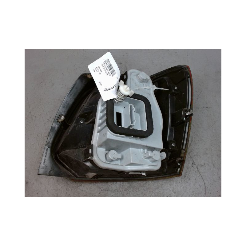 FEU ARRIERE GAUCHE  VOLKSWAGEN POLO 2009-