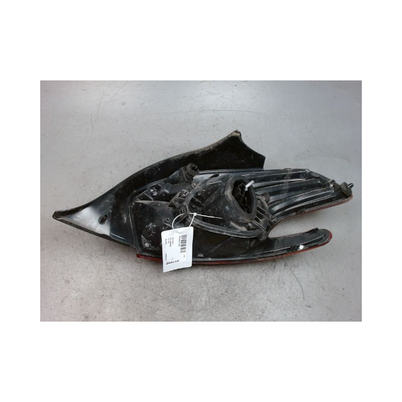 FEU ARRIERE GAUCHE  PEUGEOT 208