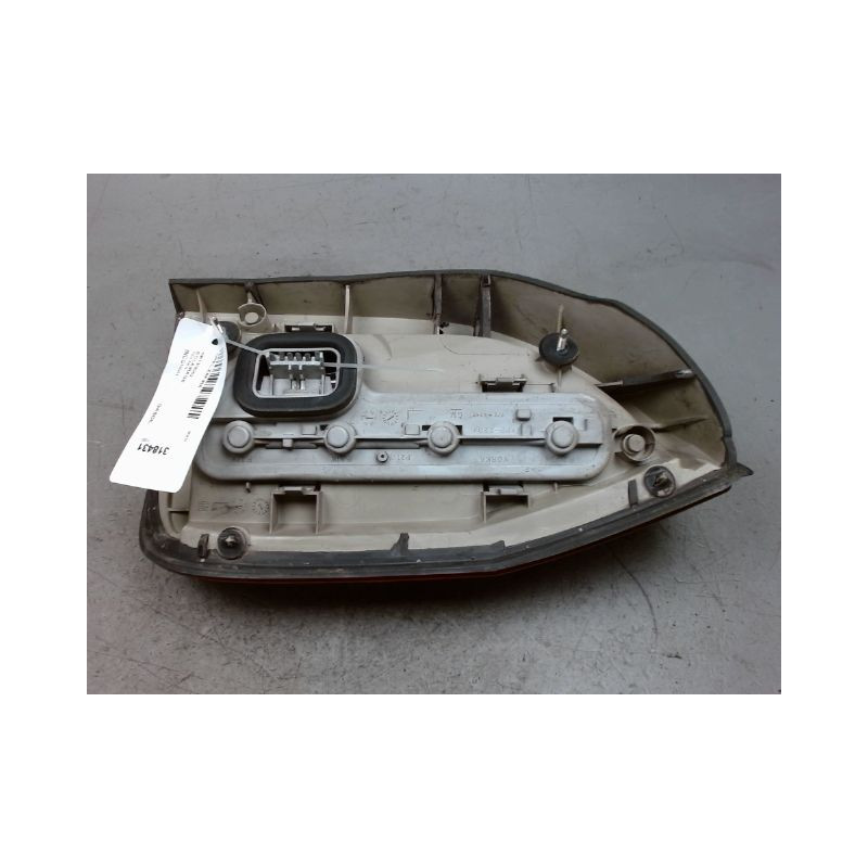 FEU ARRIERE GAUCHE  OPEL ZAFIRA