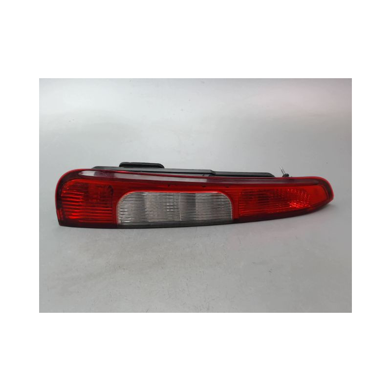 FEU ARRIERE GAUCHE  FORD FOCUS CMAX MONOSP. I Phase 1 2003-2007