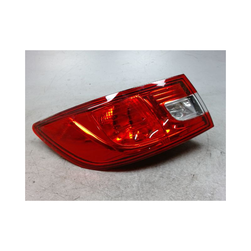 FEU ARRIERE GAUCHE  RENAULT CLIO IV 2012-