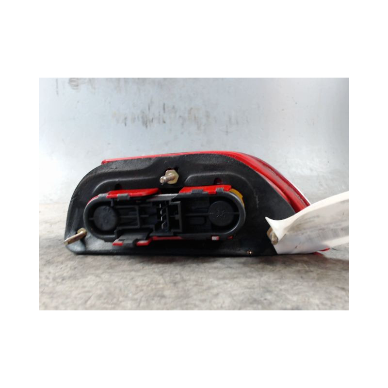 FEU ARRIERE GAUCHE  ALFA ROMEO 156 SPORT WAGON 2003 -