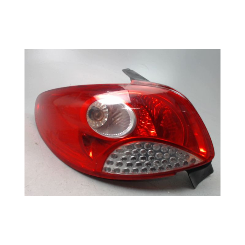 FEU ARRIERE GAUCHE  PEUGEOT 206 + 2009-2013
