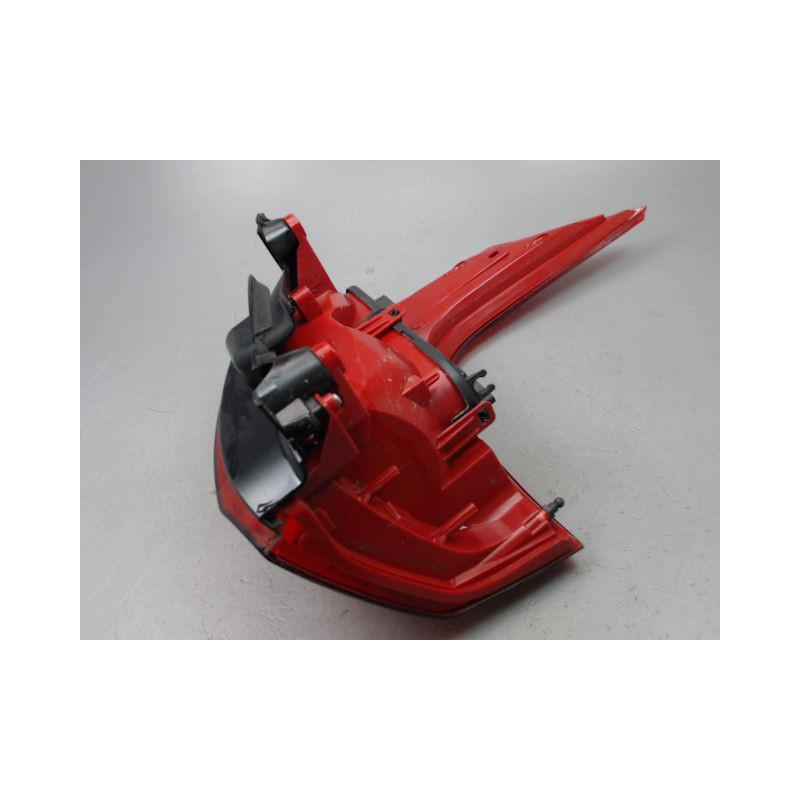 FEU ARRIERE GAUCHE  PEUGEOT 5008 MONOSP. I Phase 1 2009-2013