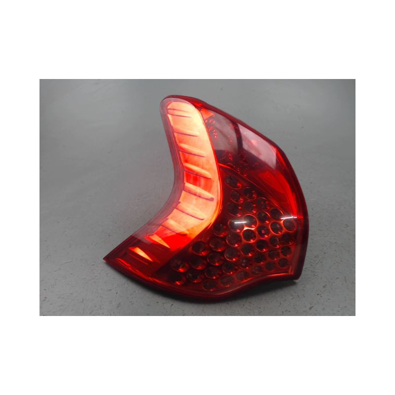 FEU ARRIERE GAUCHE  PEUGEOT 3008
