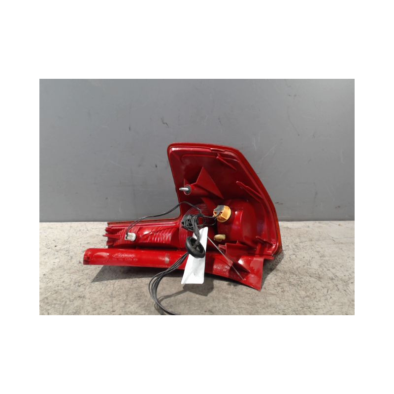 FEU ARRIERE GAUCHE  CITROEN C4 04-08