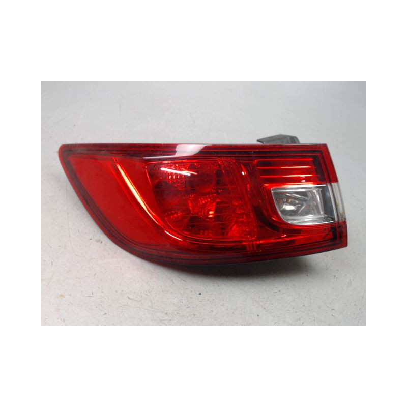 FEU ARRIERE GAUCHE  RENAULT CLIO IV Phase 1 2012-...