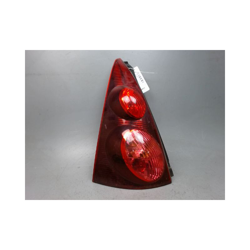 FEU ARRIERE GAUCHE  PEUGEOT 107 5P