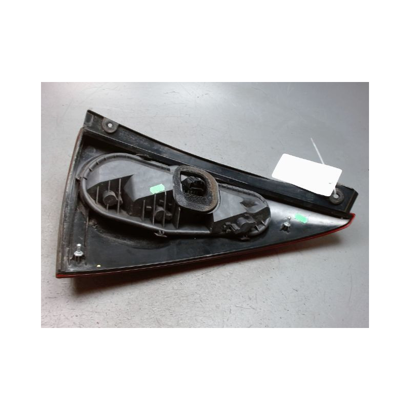 FEU ARRIERE GAUCHE  PEUGEOT 107 5P