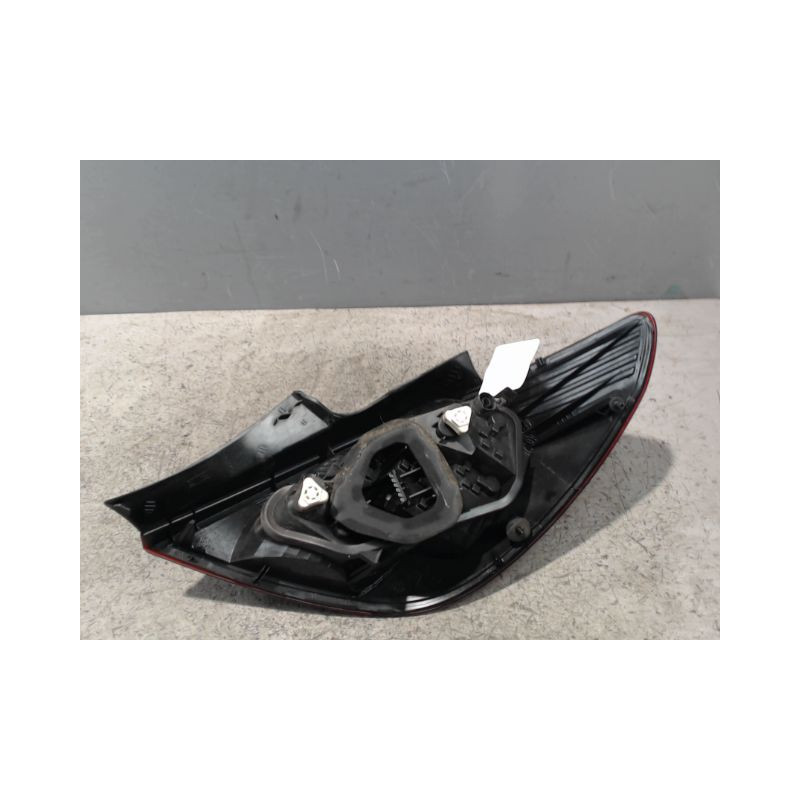 FEU ARRIERE GAUCHE  OPEL CORSA 06-09