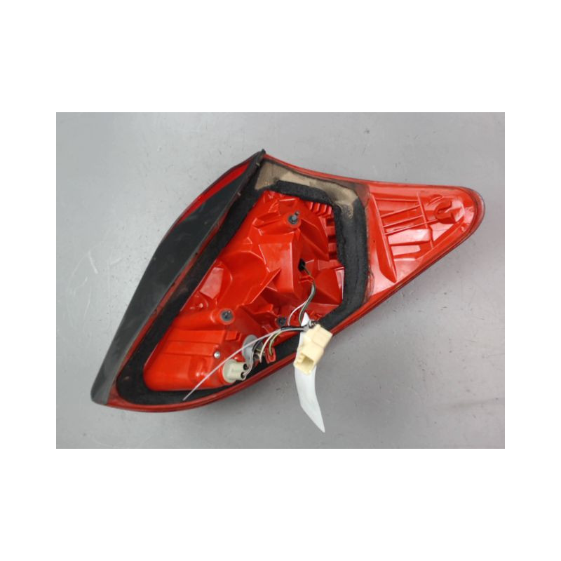 FEU ARRIERE GAUCHE  TOYOTA RAV4 BREAK III PHASE 3 2010-2013