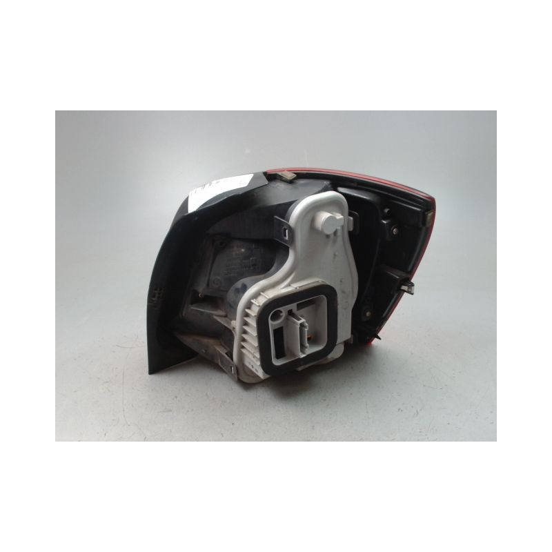FEU ARRIERE GAUCHE  VOLKSWAGEN POLO V Phase 1 (6R) 2009-...
