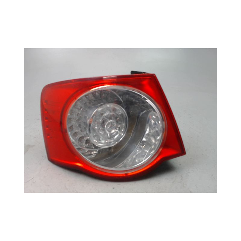 FEU ARRIERE GAUCHE  VOLKSWAGEN JETTA BERL. III 2005-2010