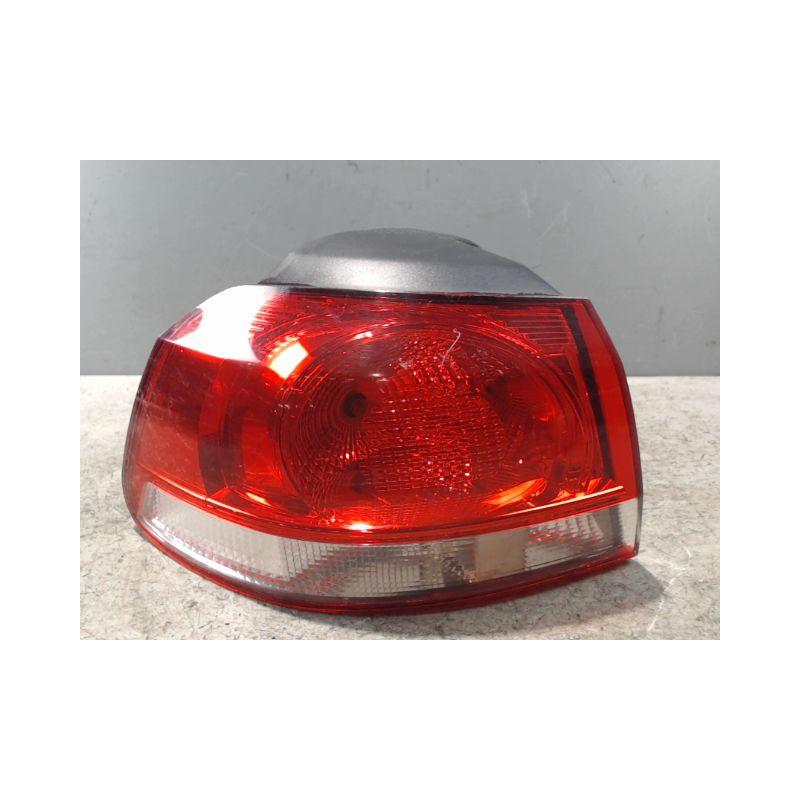FEU ARRIERE GAUCHE  VOLKSWAGEN GOLF VI 2008-