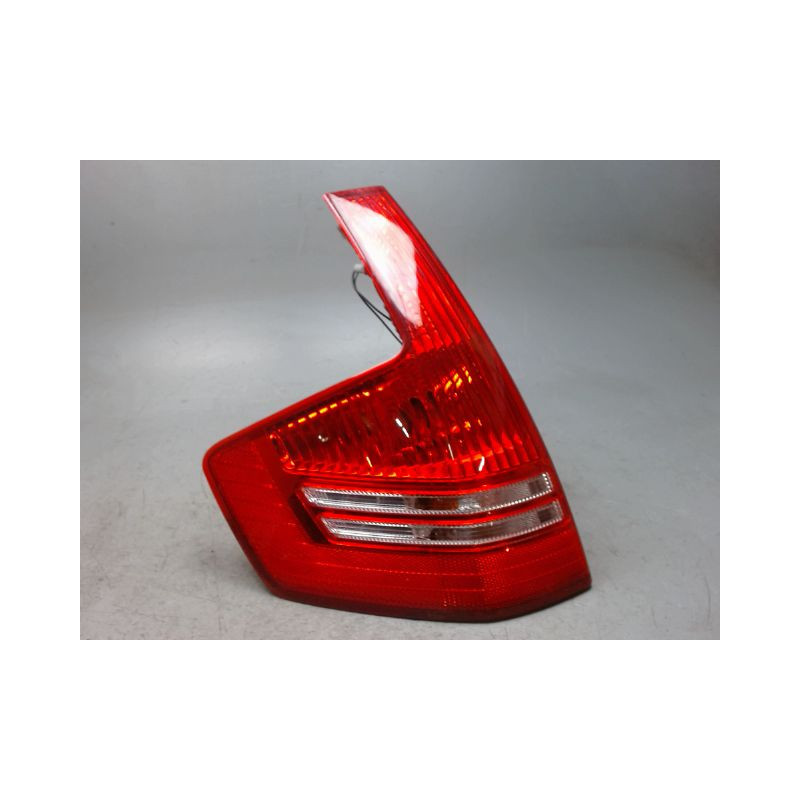 FEU ARRIERE GAUCHE  CITROEN C4 2008-