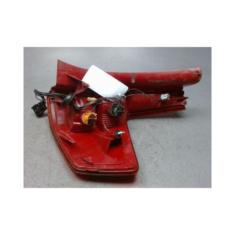 FEU ARRIERE GAUCHE  CITROEN C4 2008-